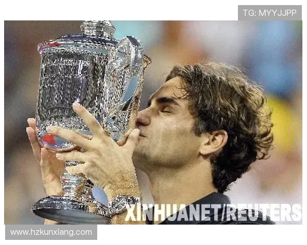 费德勒成就马德里三种场地冠军伟业